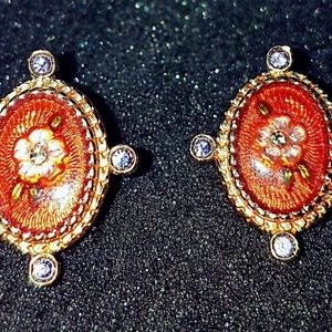 Vintage floral design earrings Amethyst